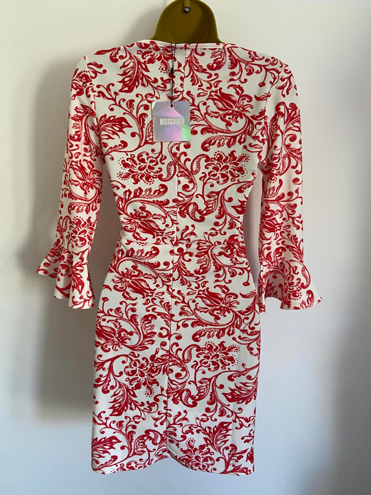 Missguided Size 8 White & Red Floral Paisley Print Bell Sleeve Bodycon Dress