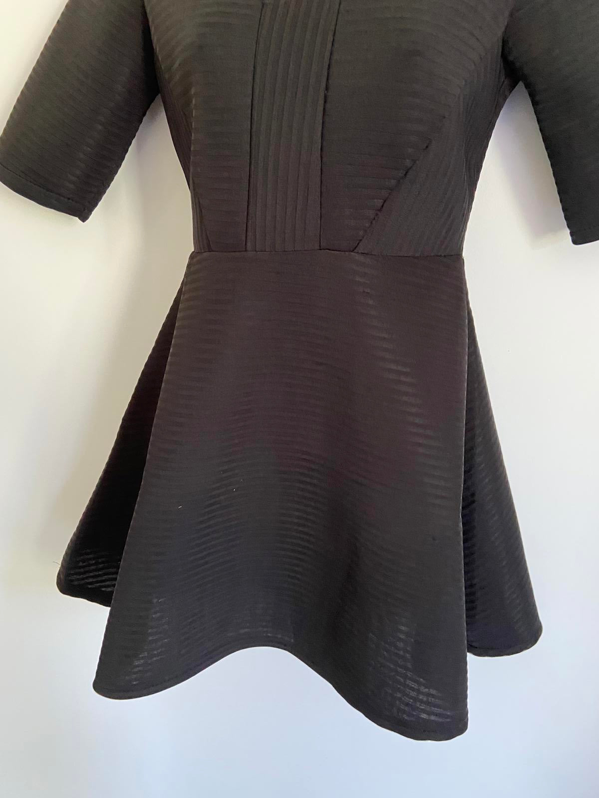 Black Ribbed Textured Fit & Flare Skater Dress Size Small Short Sleeve Back Zip