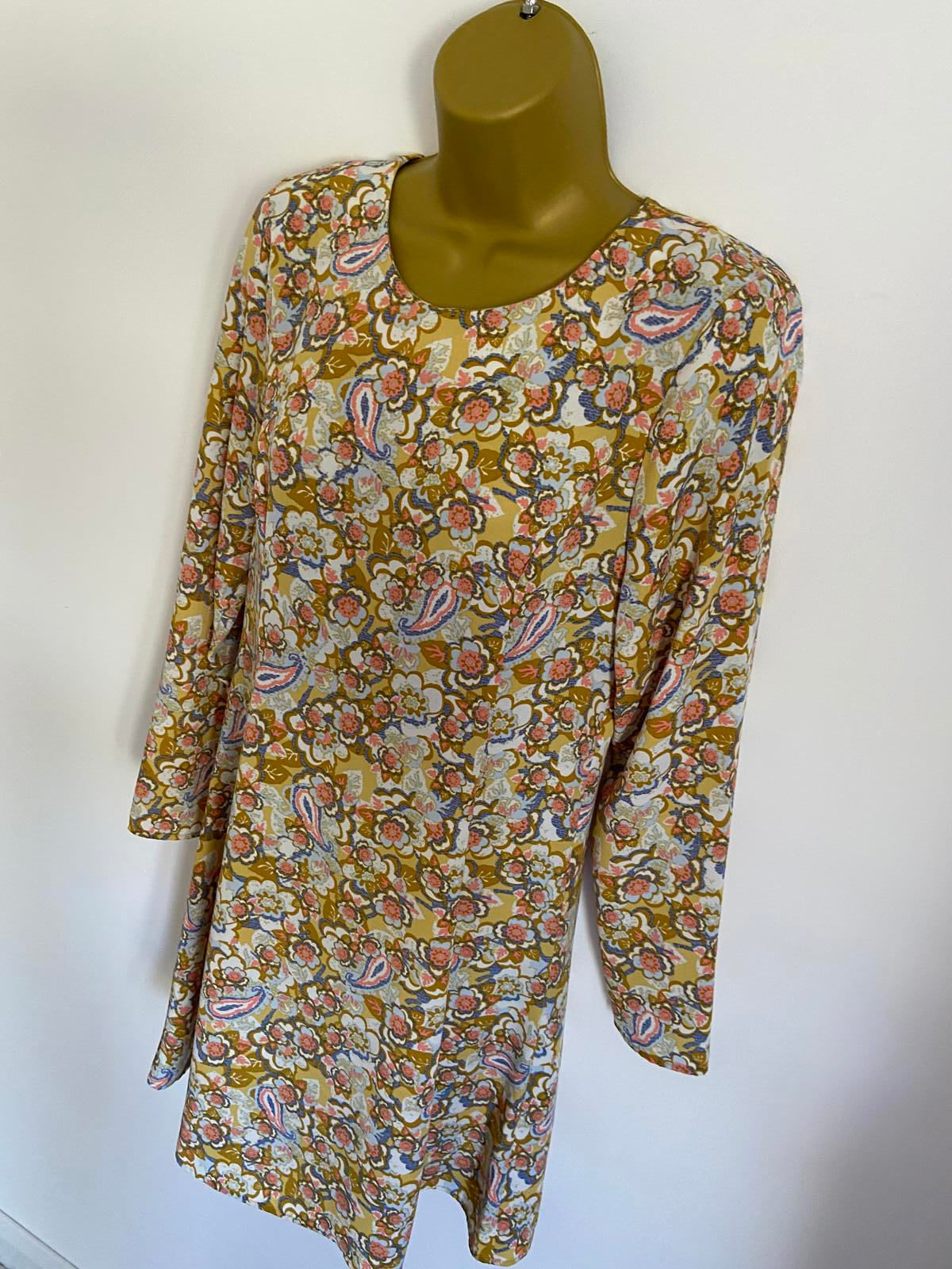 Limited Edition Size 6 Yellow Floral Paisley Print Long Sleeve Shift Dress