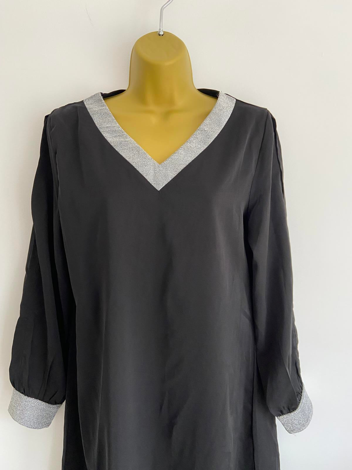 Unbranded Size Medium Black Dress with Open Sleeves