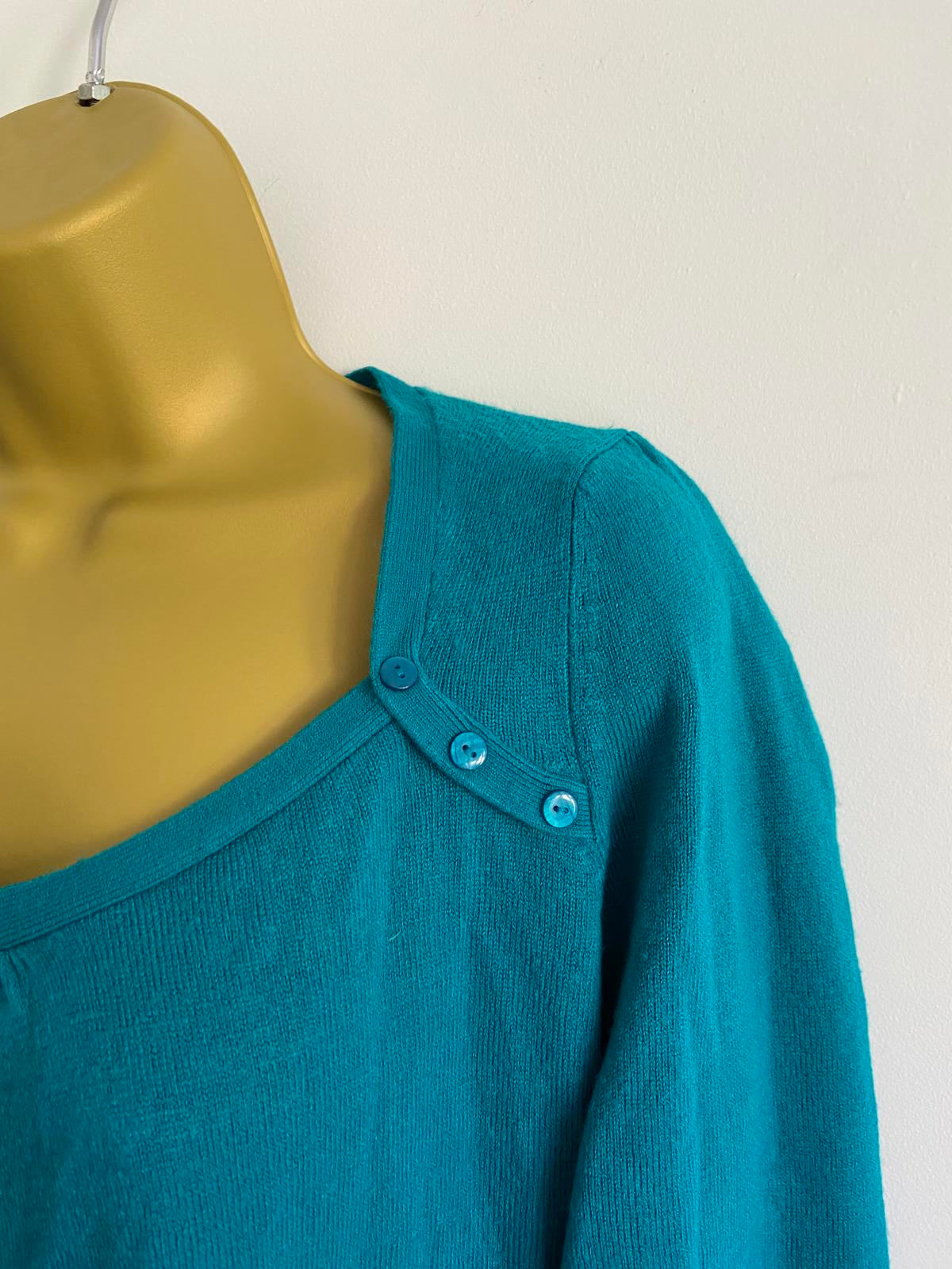 EVIE Ladies Turquoise Blue Lightweight Sweater - Scoop Neck, Button, Size 14-16