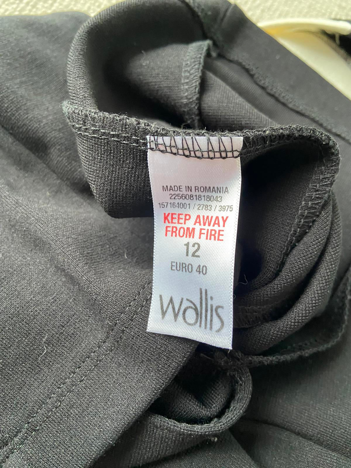 Wallis Size 12 Black & White Sleeveless Dress