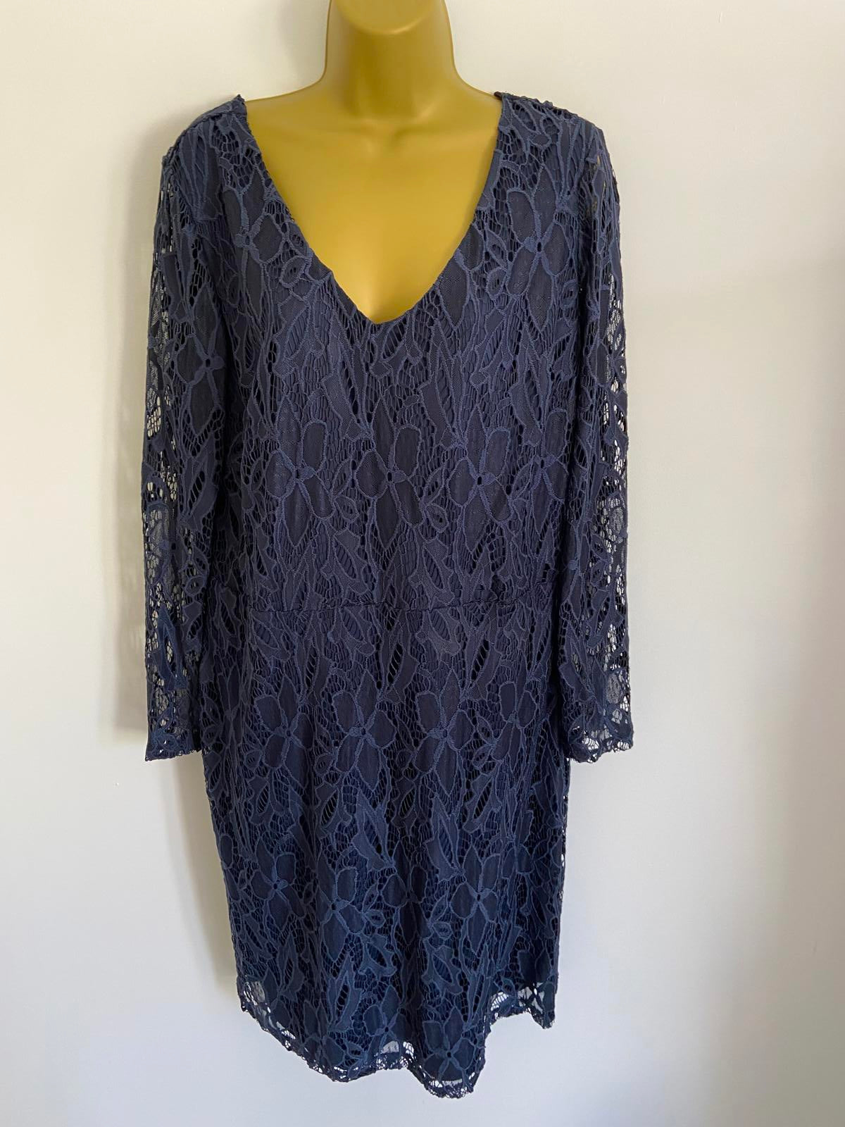 So Fabulous Size 18 Navy Blue Floral Lace V-Neck Long Sleeve Lined Party Dress