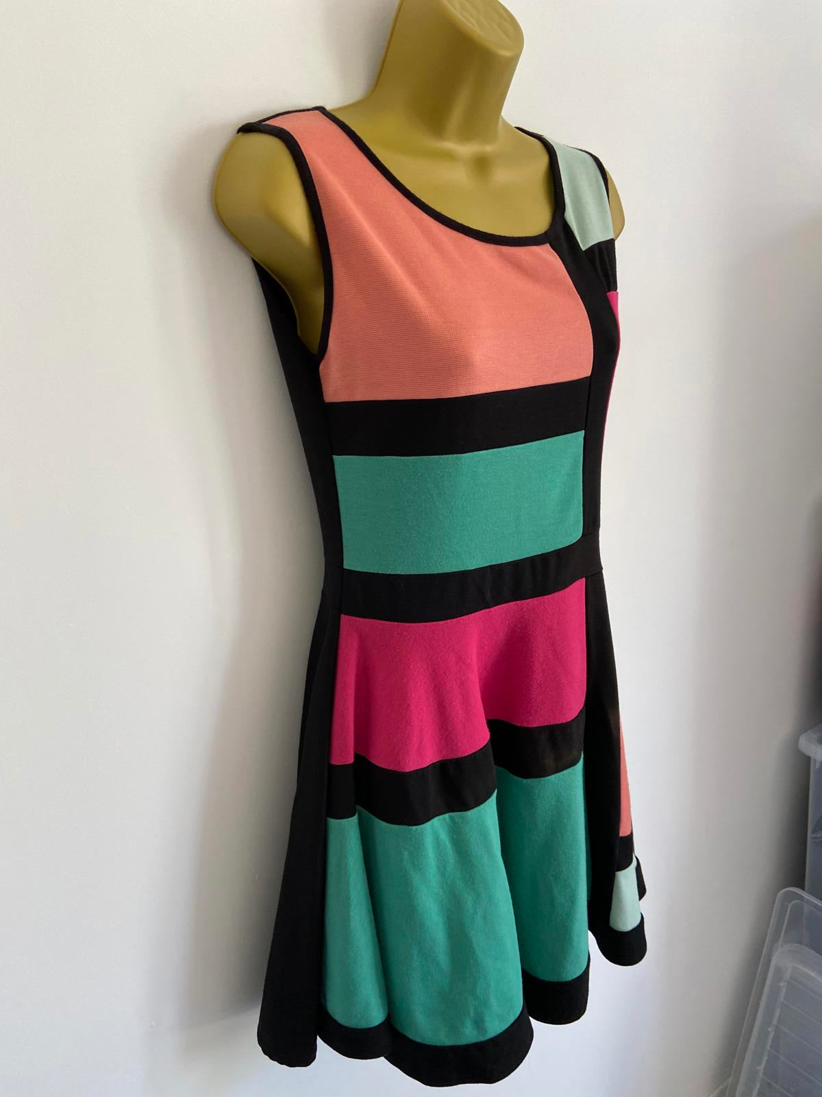 Boohoo Size 12 Colour Block Panel Skater Dress Coral Pink Green & Black