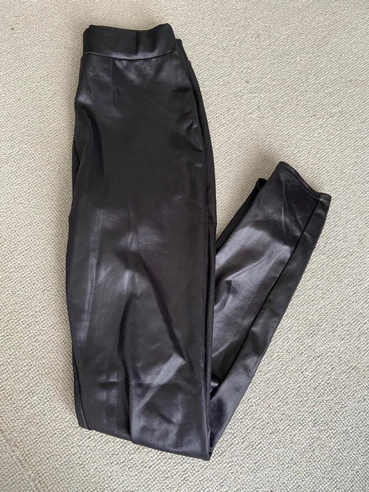 PrettyLittleThing Size 8 Black Wet-Look Jeggings