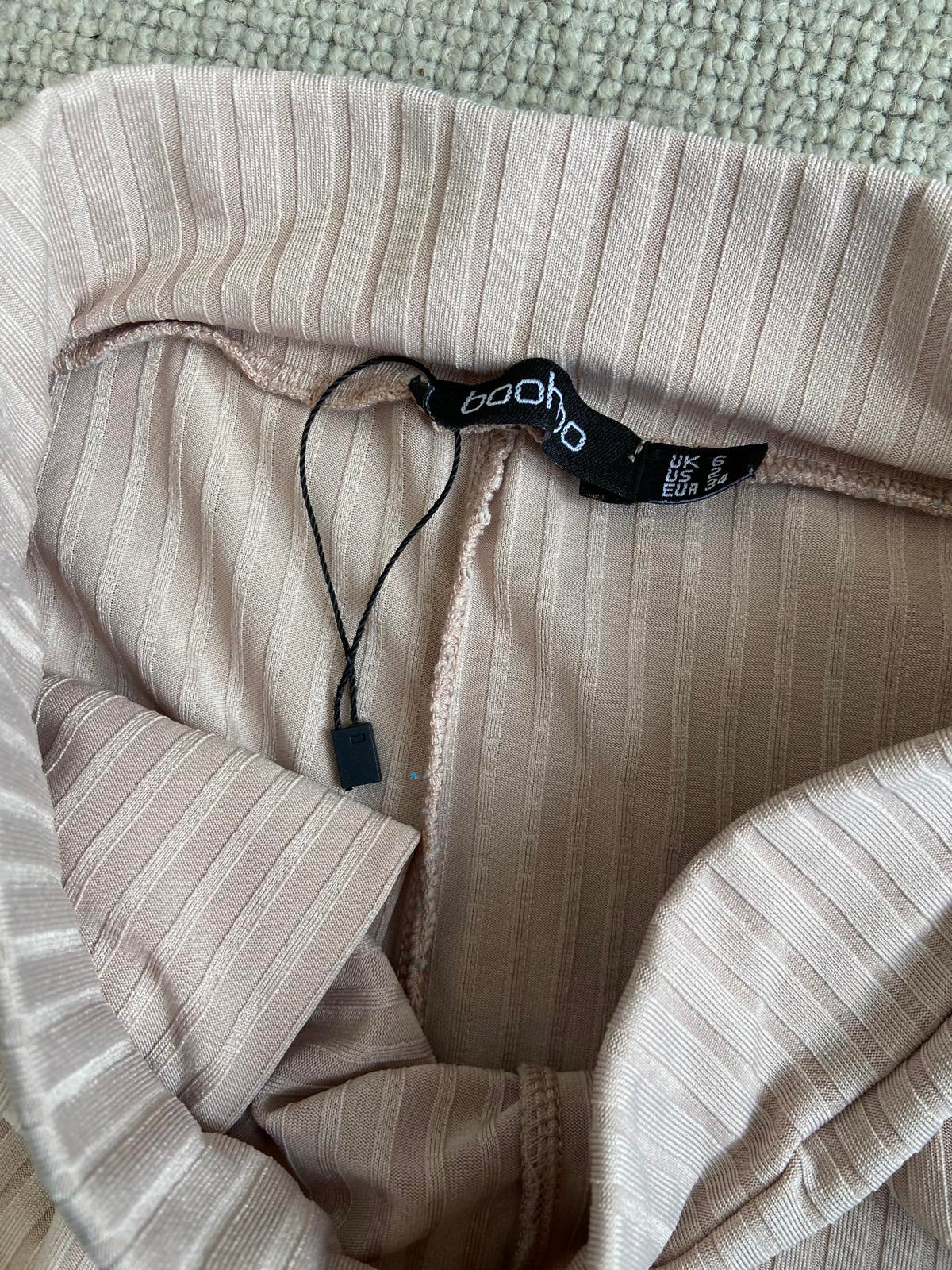 Boohoo Size 6 Beige Ribbed Trousers
