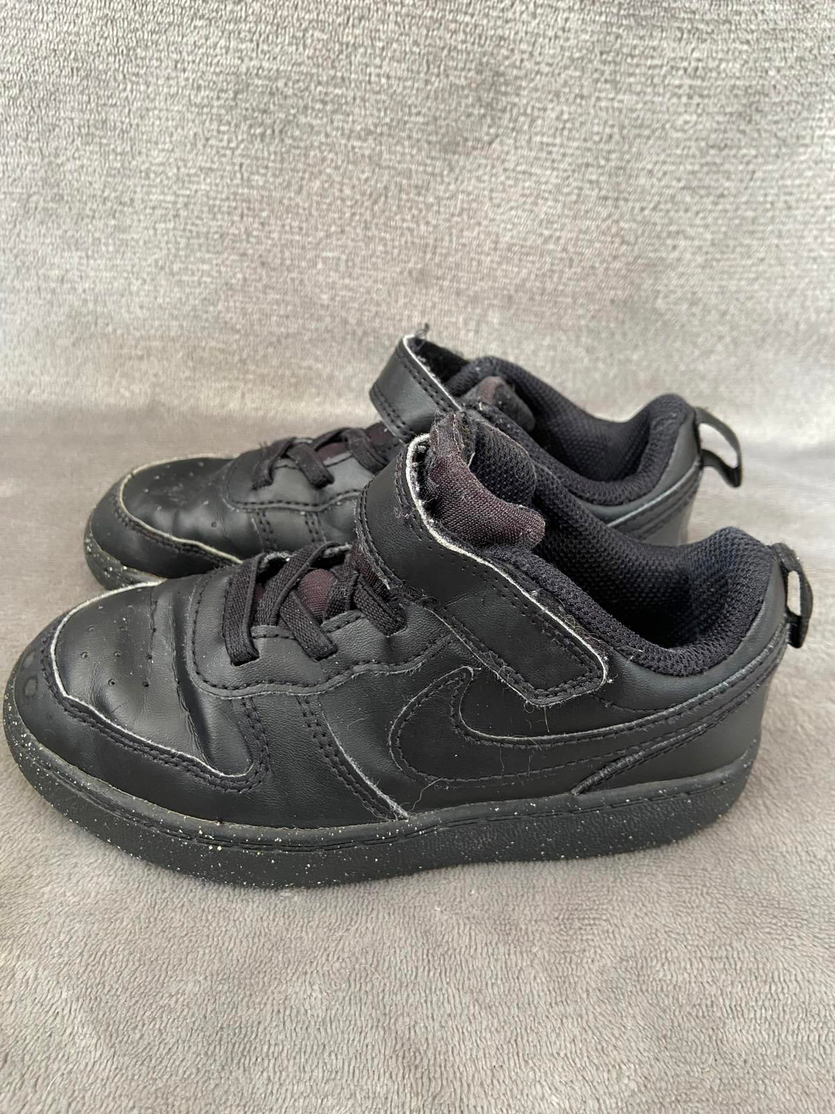Nike Boys Black Trainers UK Size 9.5 Toddler Shoes Hook & Loop Fastening