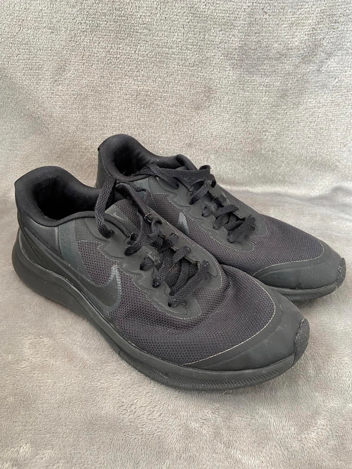 Nike Star Runner All Black Soft Running Shoes Trainers UK Size 5.5