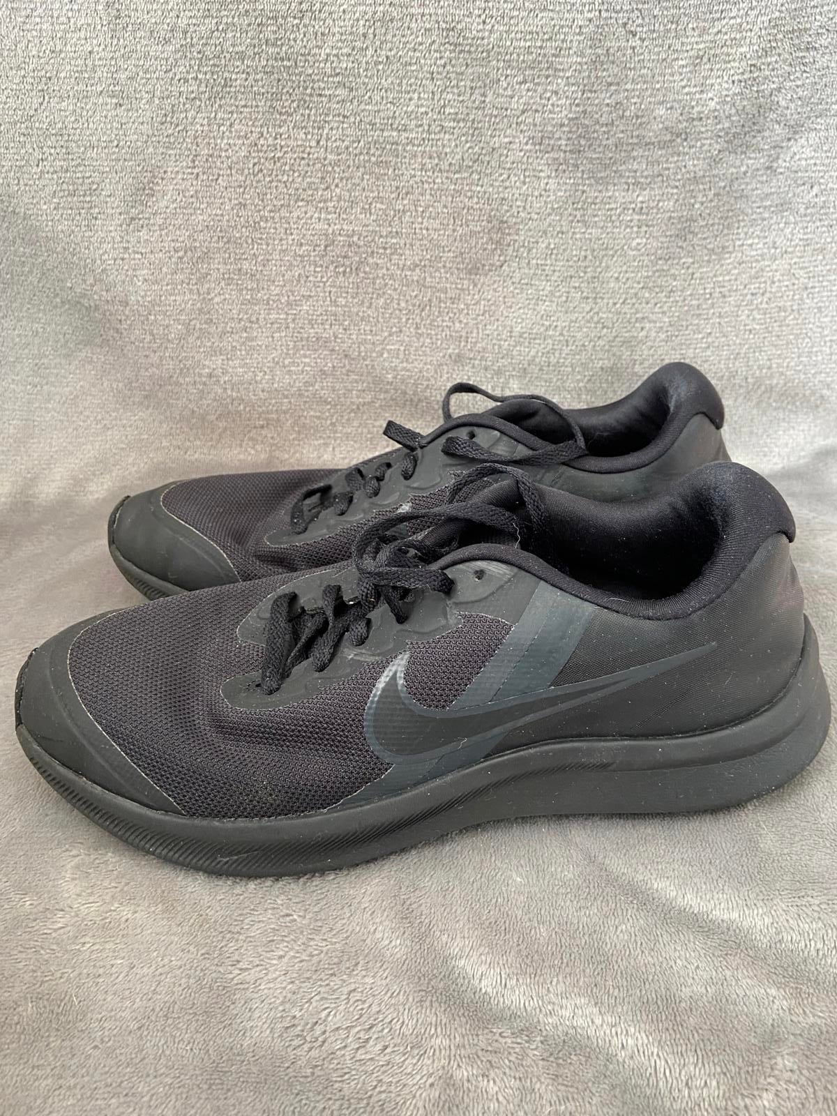 Nike Star Runner All Black Soft Running Shoes Trainers UK Size 5.5