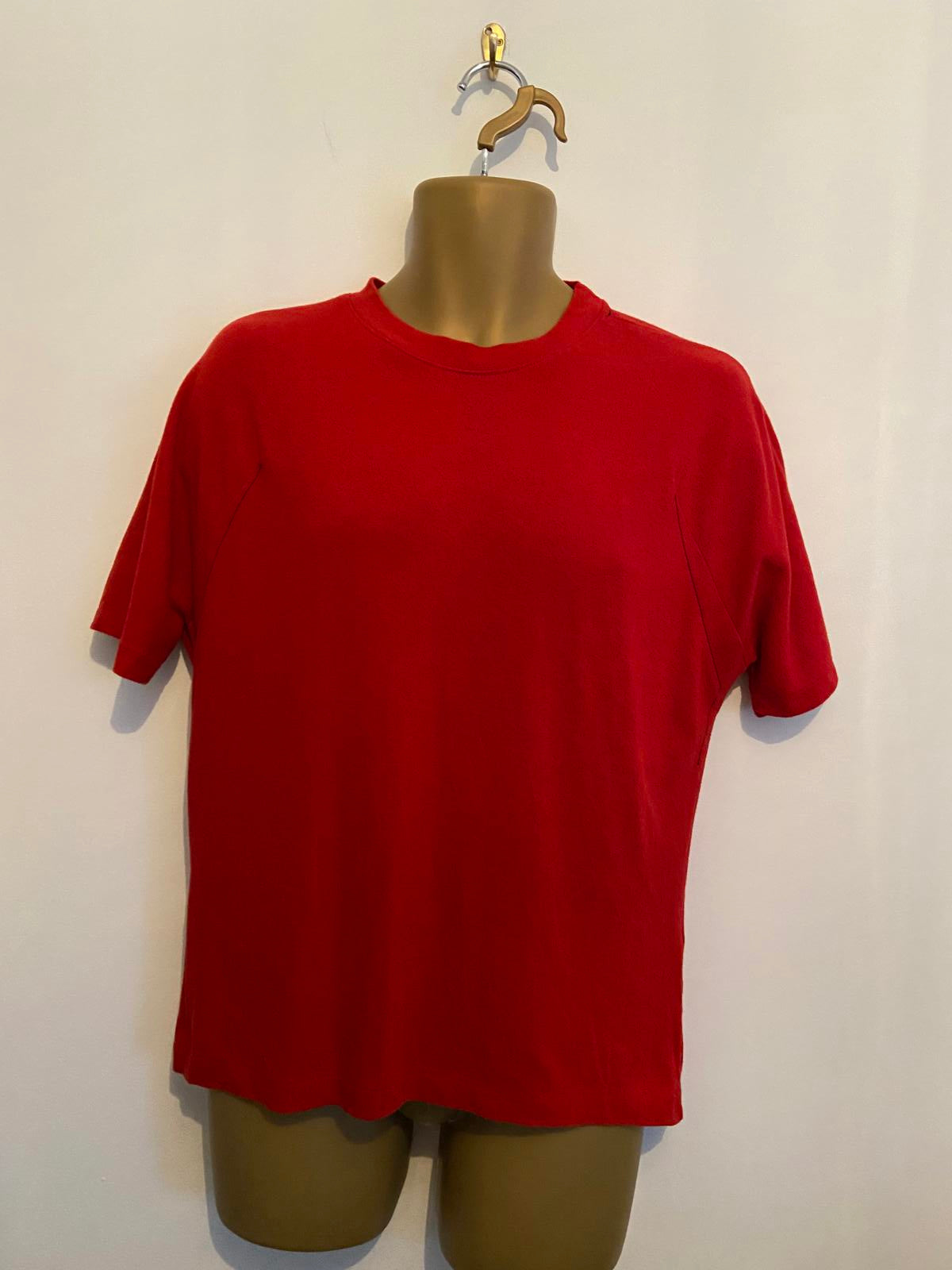 Levi's Plain Red T-Shirt - Short Sleeve, Round Neck, Soft Blend, Size Medium