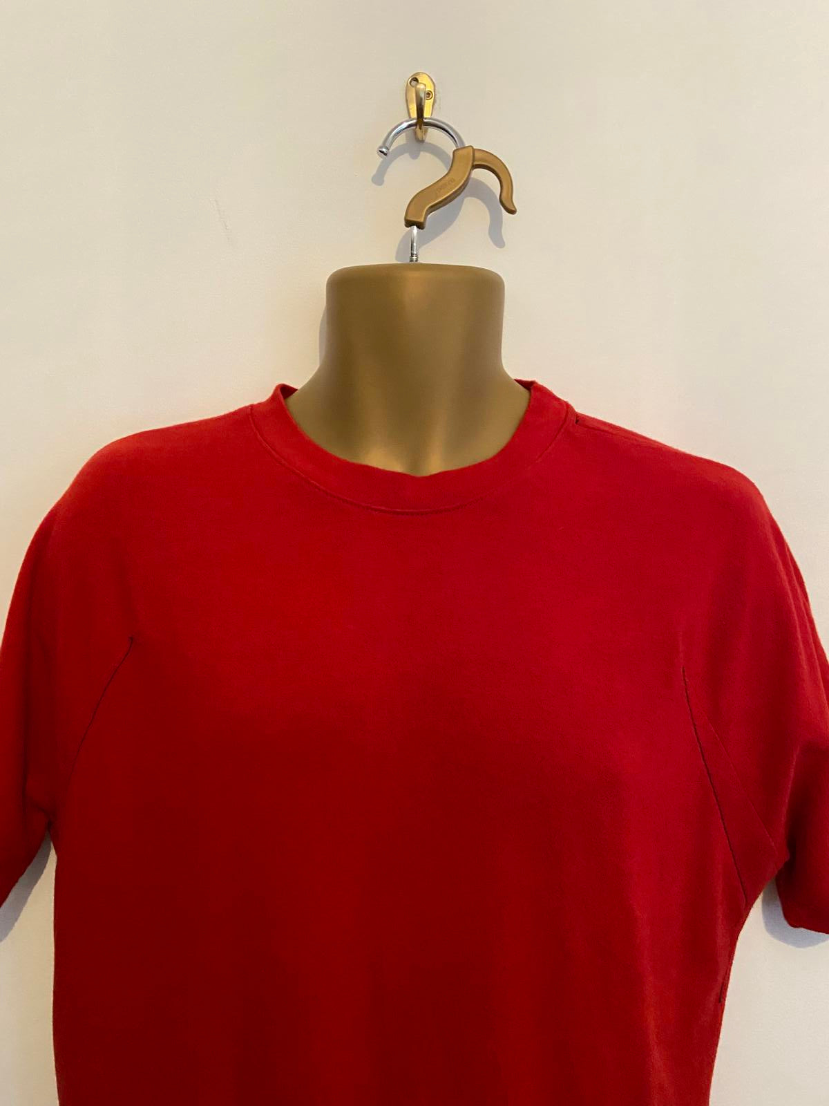 Levi's Plain Red T-Shirt - Short Sleeve, Round Neck, Soft Blend, Size Medium