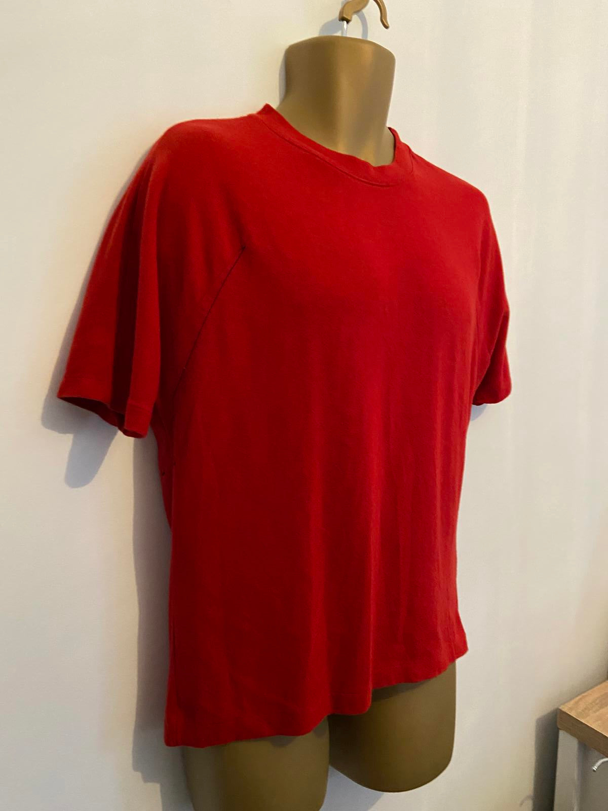 Levi's Plain Red T-Shirt - Short Sleeve, Round Neck, Soft Blend, Size Medium