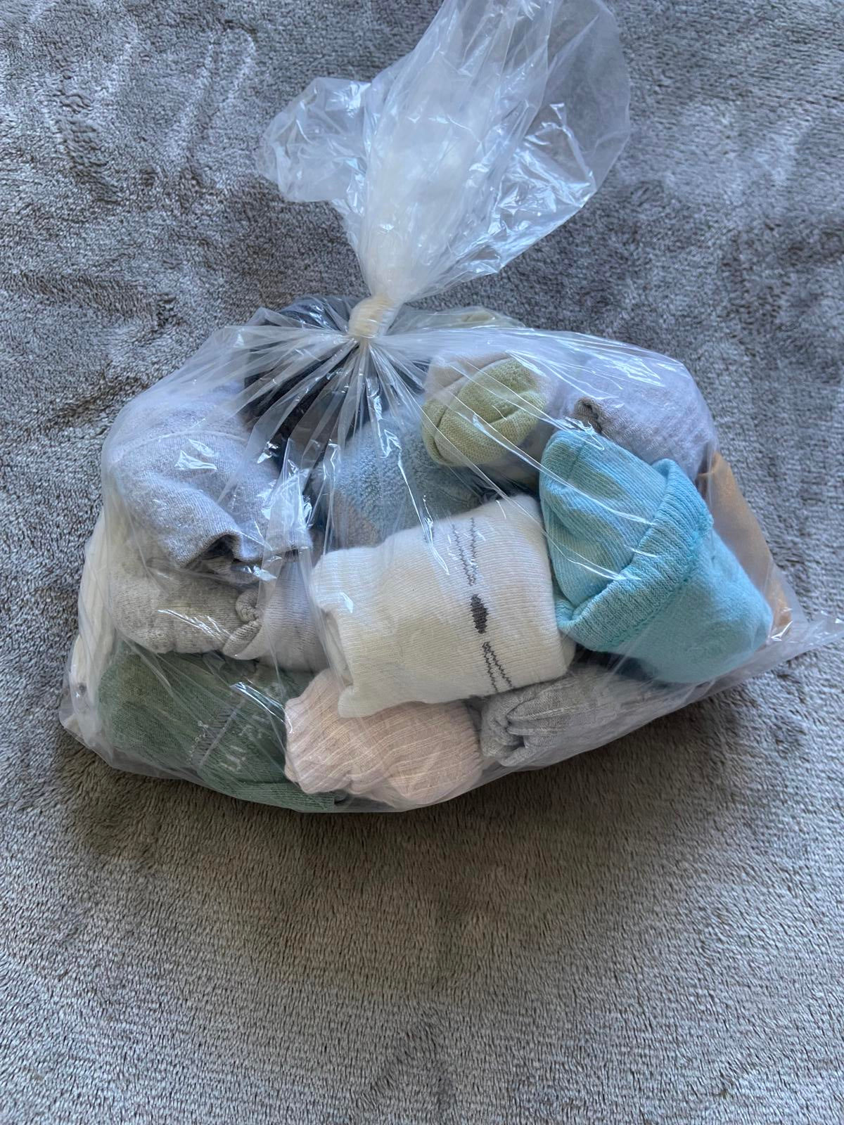 Bundle of 18 Pairs Baby Socks Assorted Colours & Styles Excellent Condition