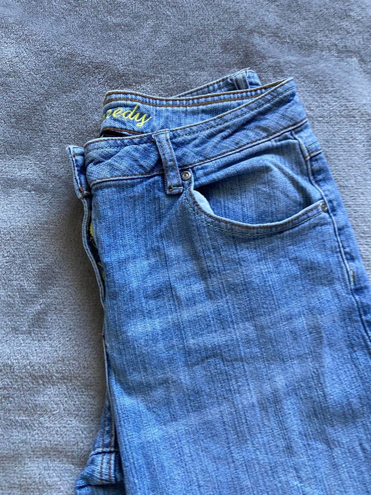 South Kennedy Size 12 Light Wash Denim Jeans Crooped Embellished Back Pockets