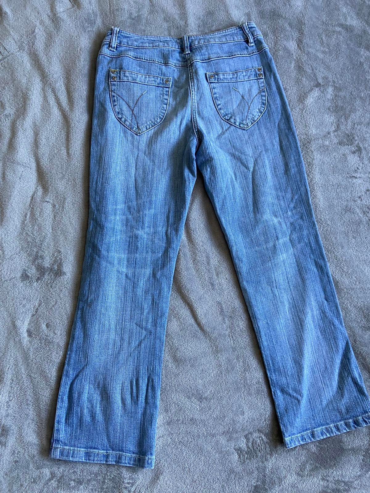South Kennedy Size 12 Light Wash Denim Jeans Crooped Embellished Back Pockets