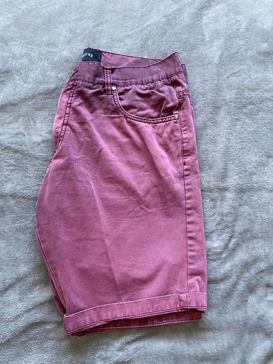 Firetrap Men’s Size Medium Burgundy Chino Shorts 23.5cm Inside Leg