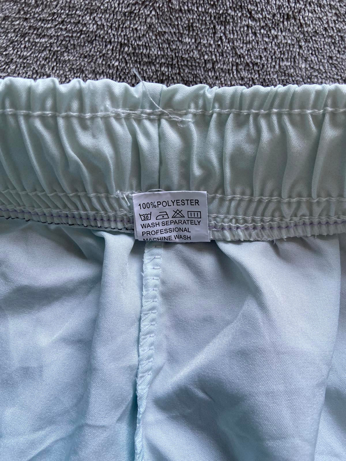 Men's Size Medium Blue Ombre Swimming Shorts 100% Polyester Drawstring