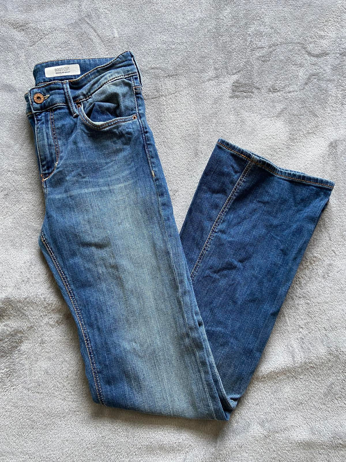 H&M Men’s 30x32 Blue Denim Bootcut Jeans Regular Waist 99% Cotton