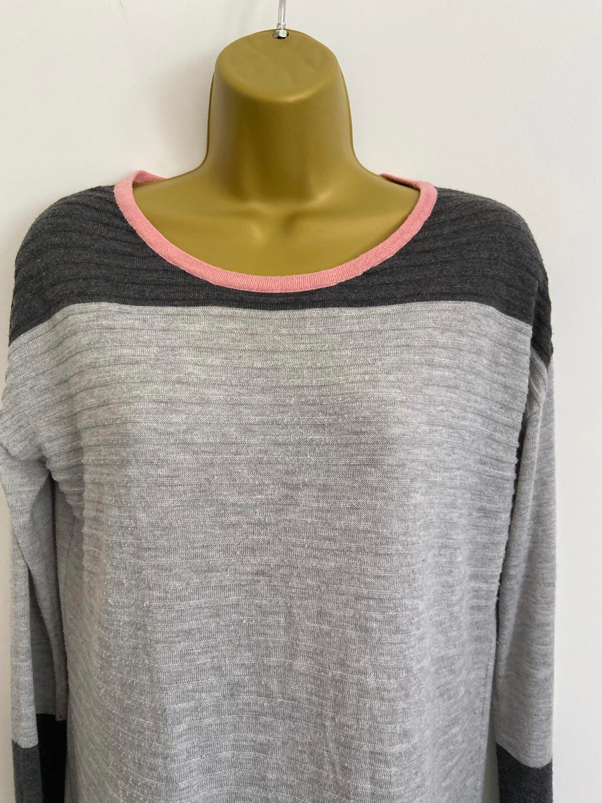 Capsule Size 8-10 Grey Colour Block Longline Sweater Pink Trim Jumper