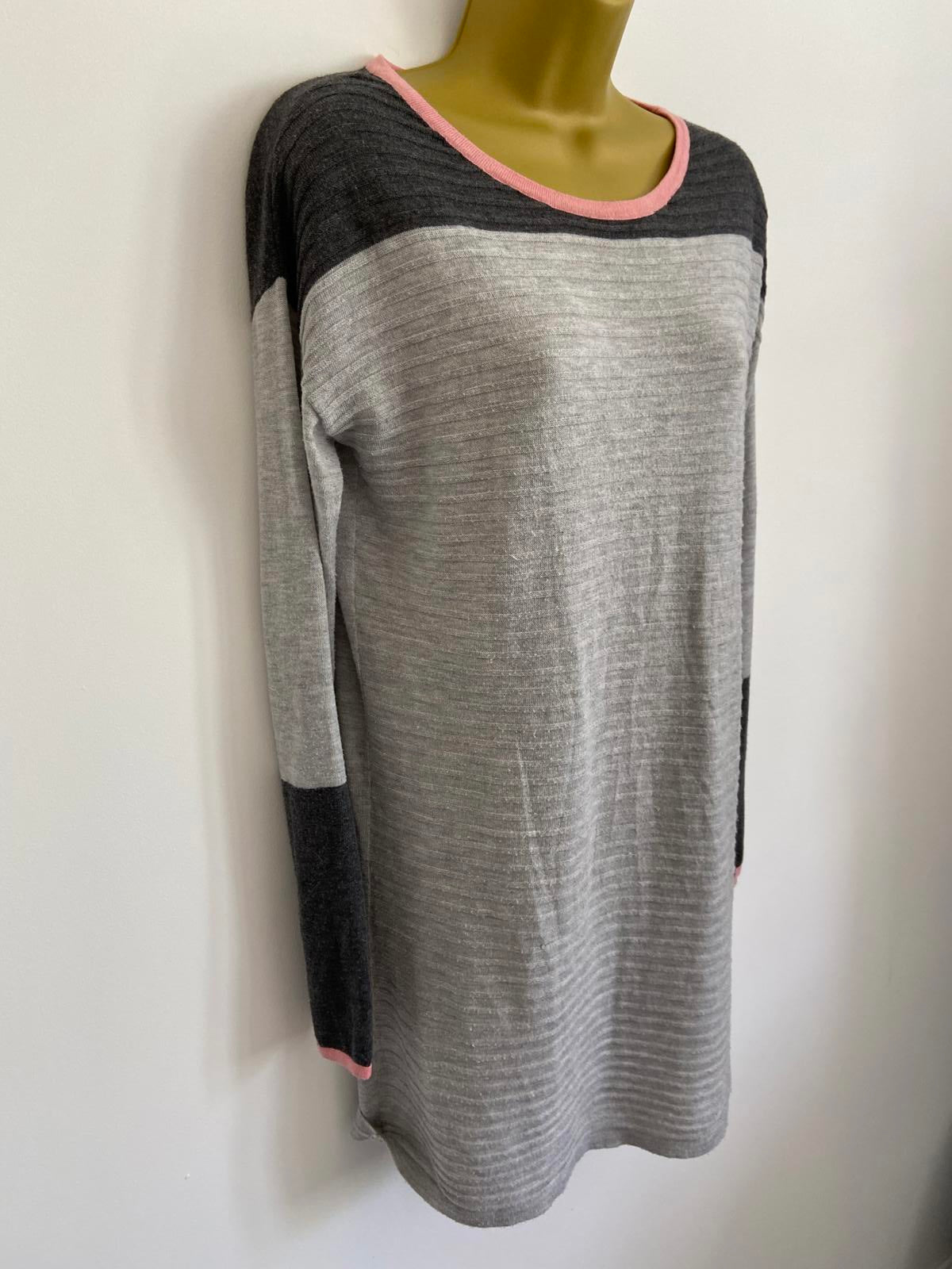 Capsule Size 8-10 Grey Colour Block Longline Sweater Pink Trim Jumper