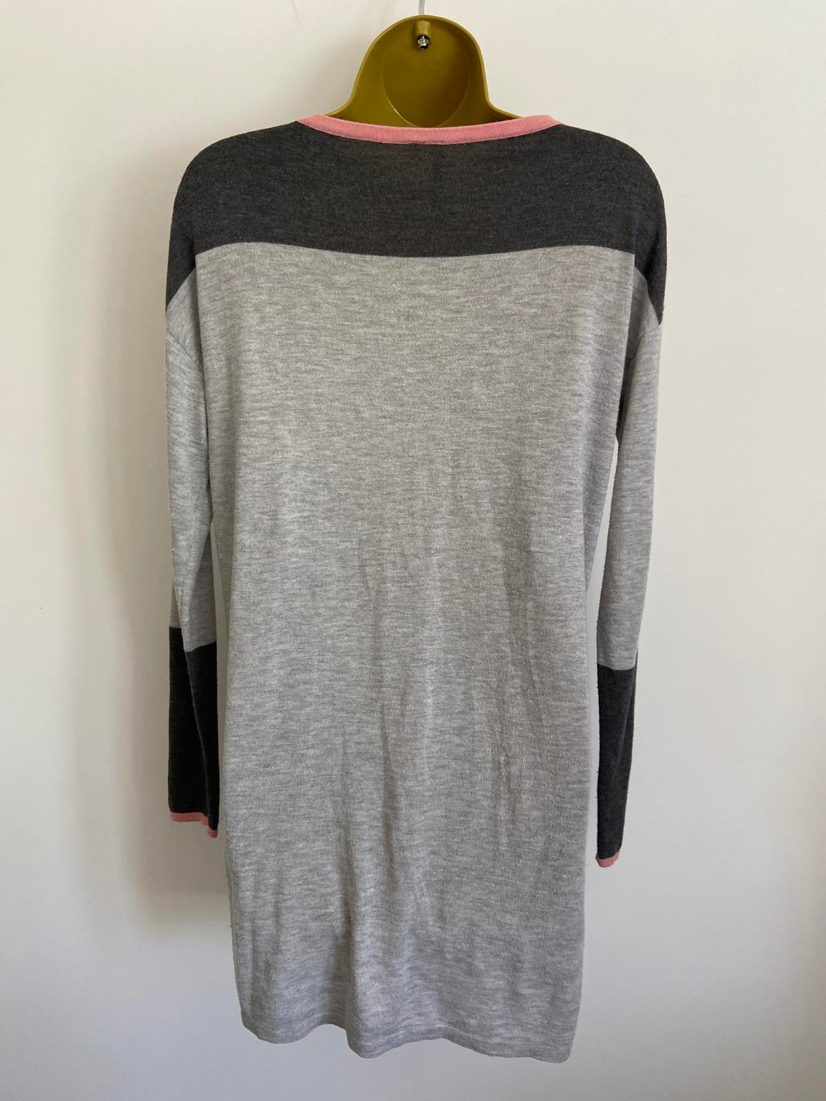 Capsule Size 8-10 Grey Colour Block Longline Sweater Pink Trim Jumper