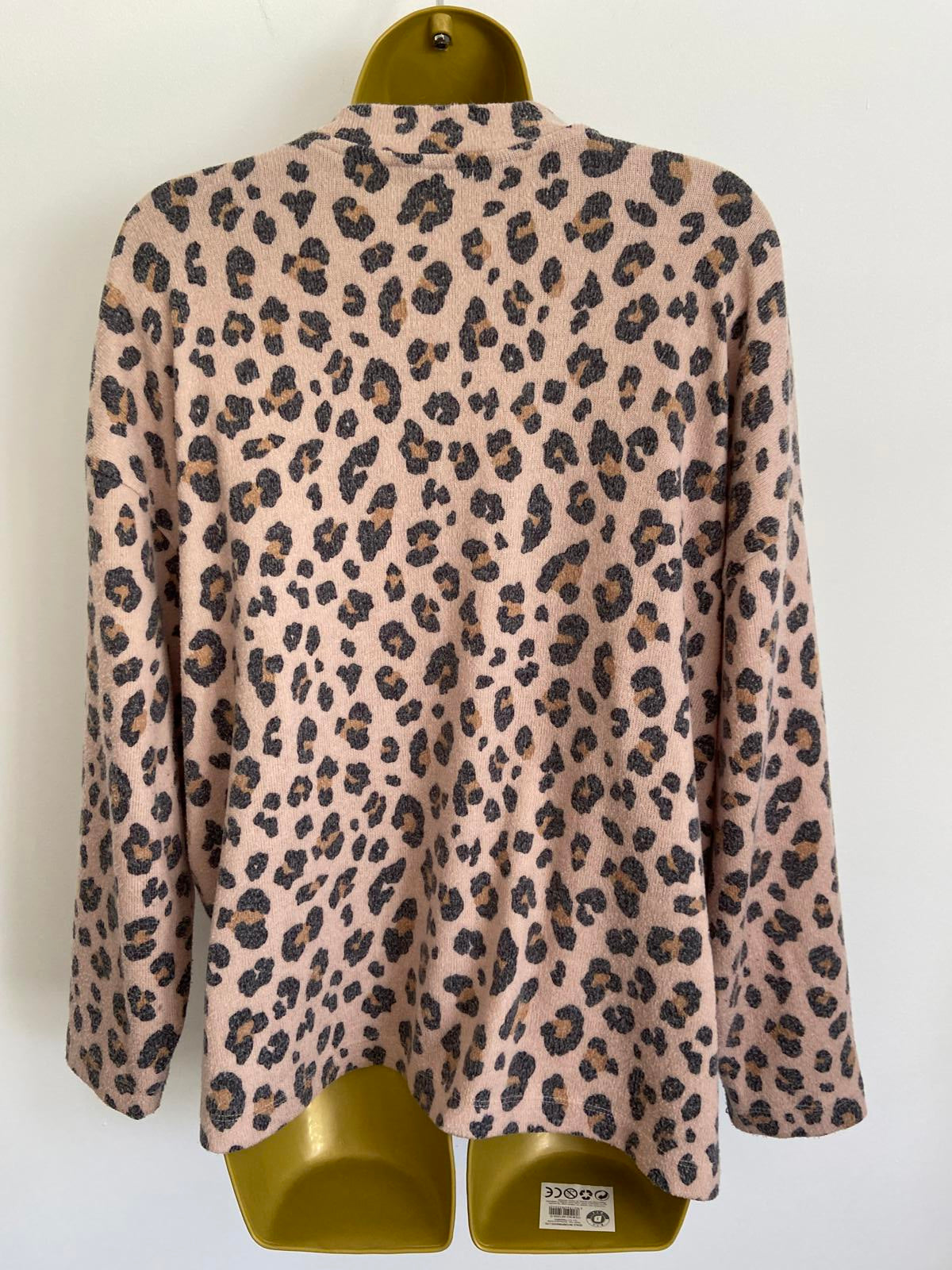 F&F Size Large Brown & Tan Leopard Print Lightweight Sweater 60cm P2P