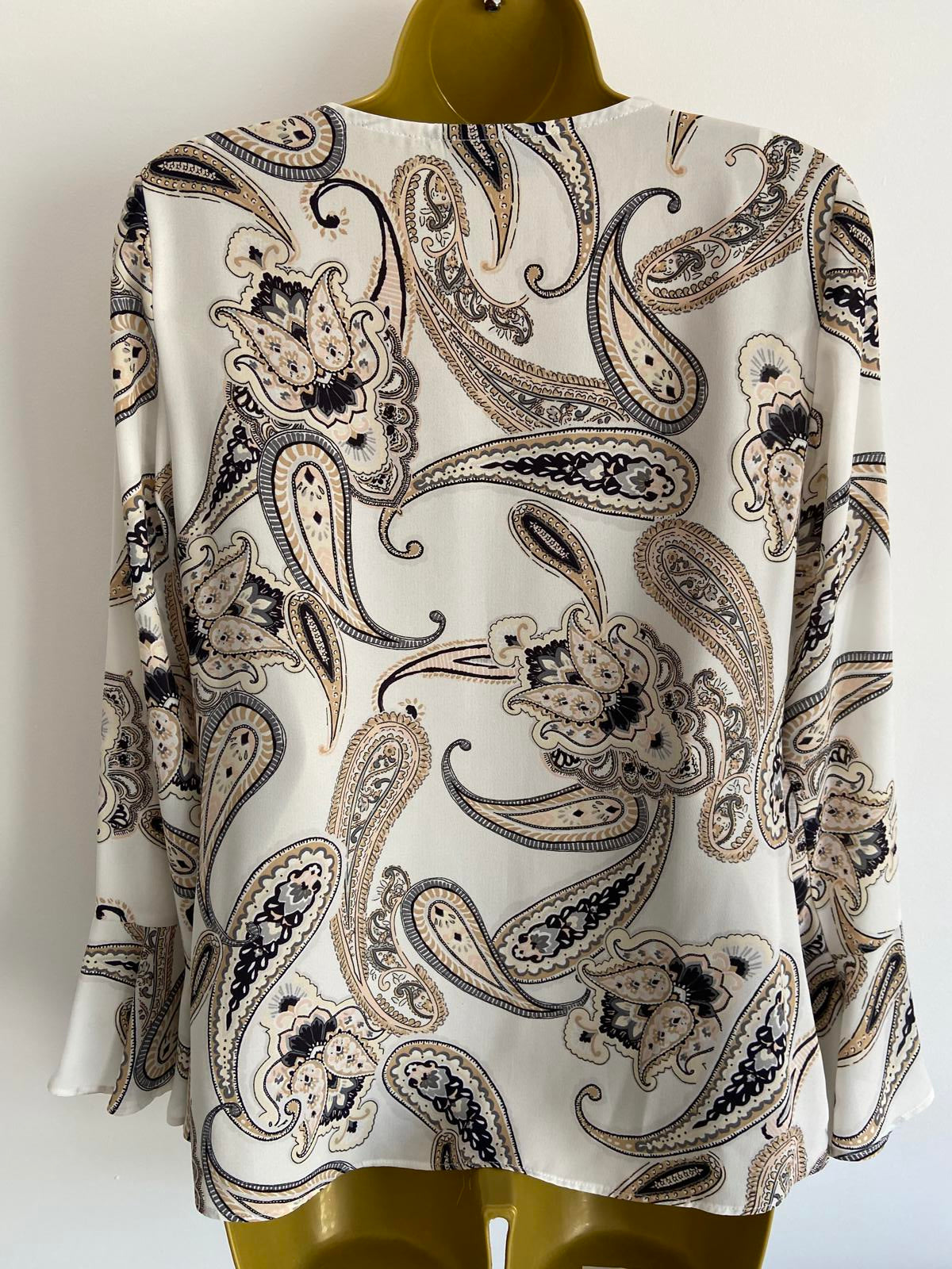 Wallis Size 8 White Paisley Sequin Bell Sleeve Top