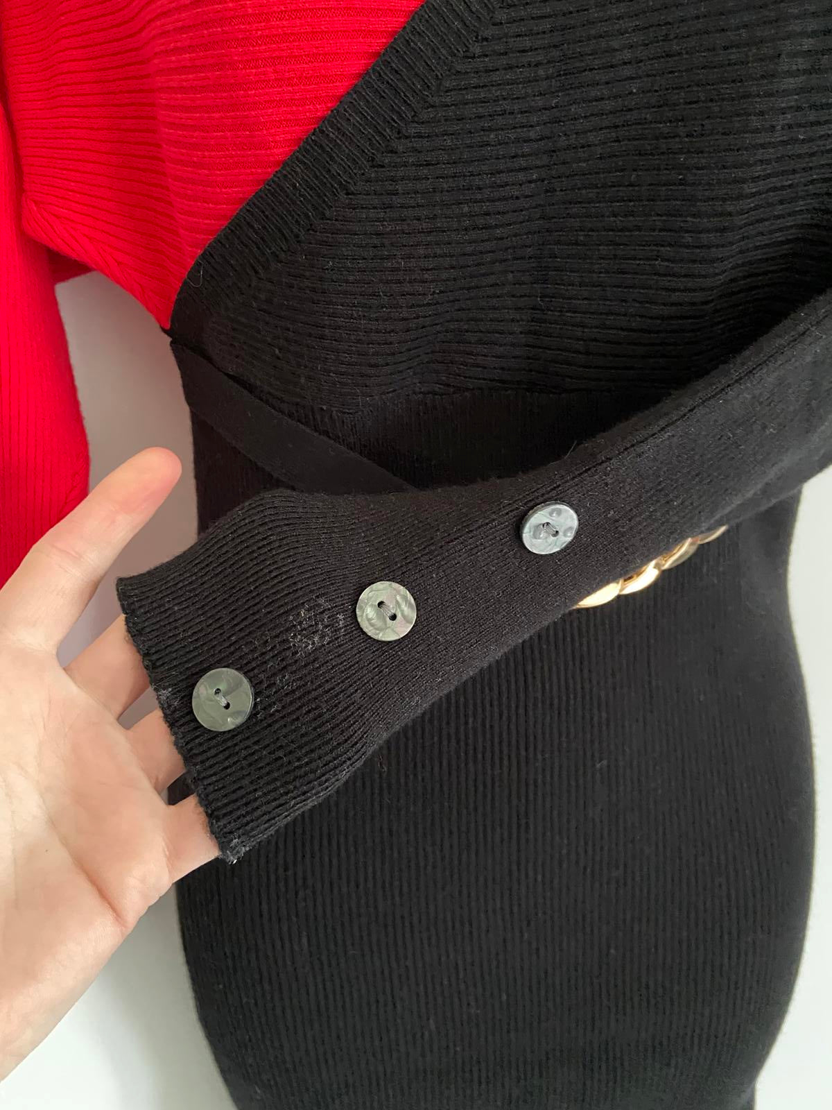 Shein Size XS Half Red Half Black Knit Dress Gold Chain Belt Detail