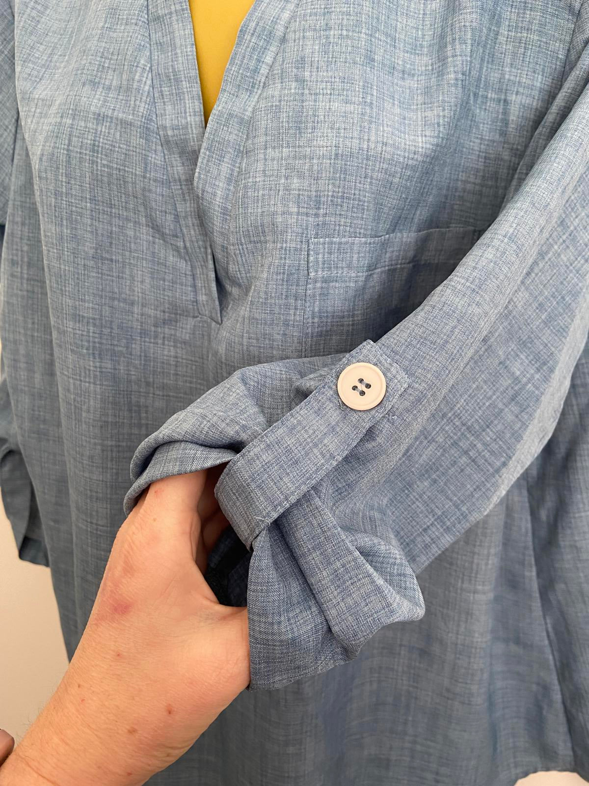 Emery Rose Size XL Blue Denim Look Lightweight Blouse 3/4 Roll-Tab Sleeve