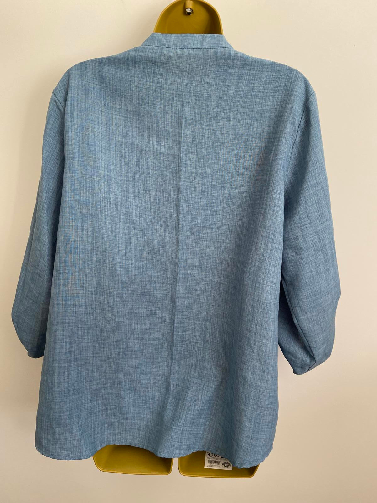 Emery Rose Size XL Blue Denim Look Lightweight Blouse 3/4 Roll-Tab Sleeve