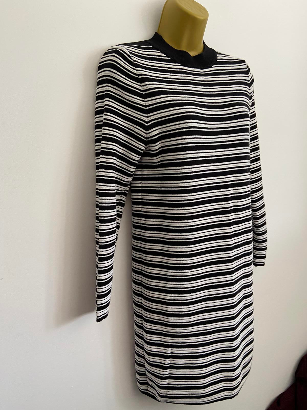 V by Very Size 12 Black & White Striped Long Sleeve Mini Dress