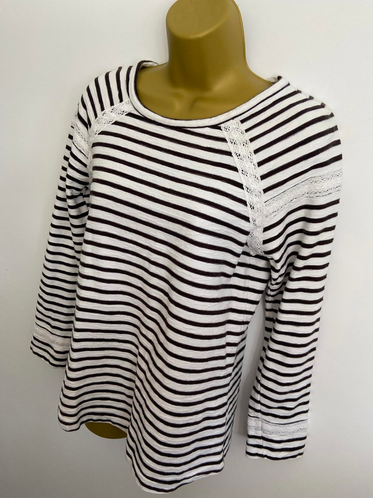 Falmer Heritage Size 10 Black & White Striped Cotton Top Lace Trim