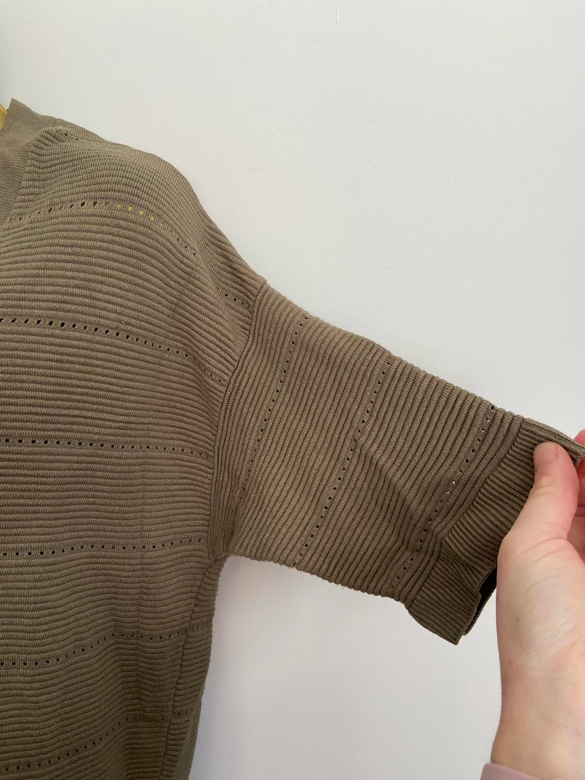 F&F Size Small Khaki Green Ribbed Knit Short Sleeve V-Neck Jumper