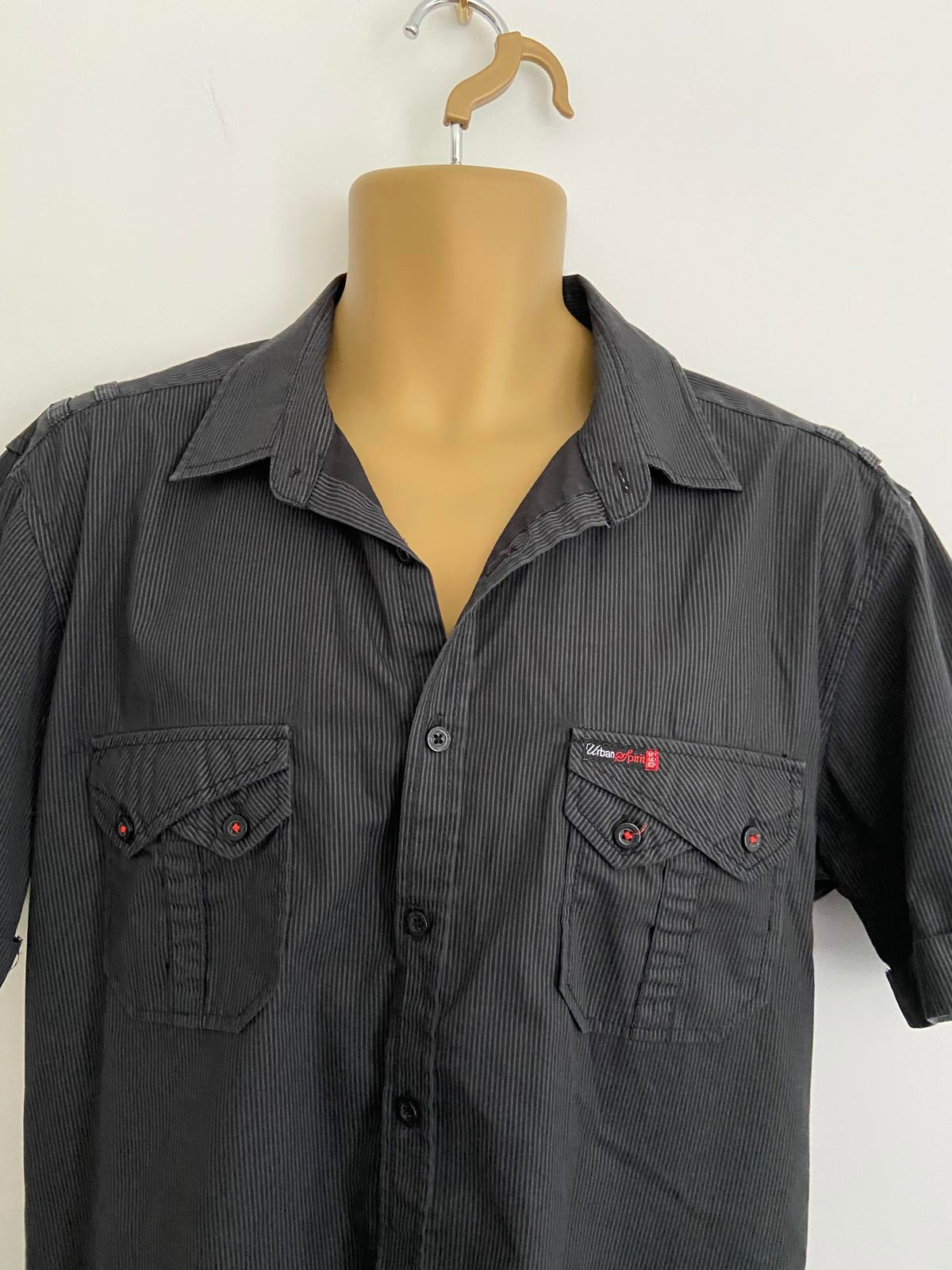 Urban Spirit Men's Black Pinstripe Shirt - Short Sleeve, Double Pockets, Large