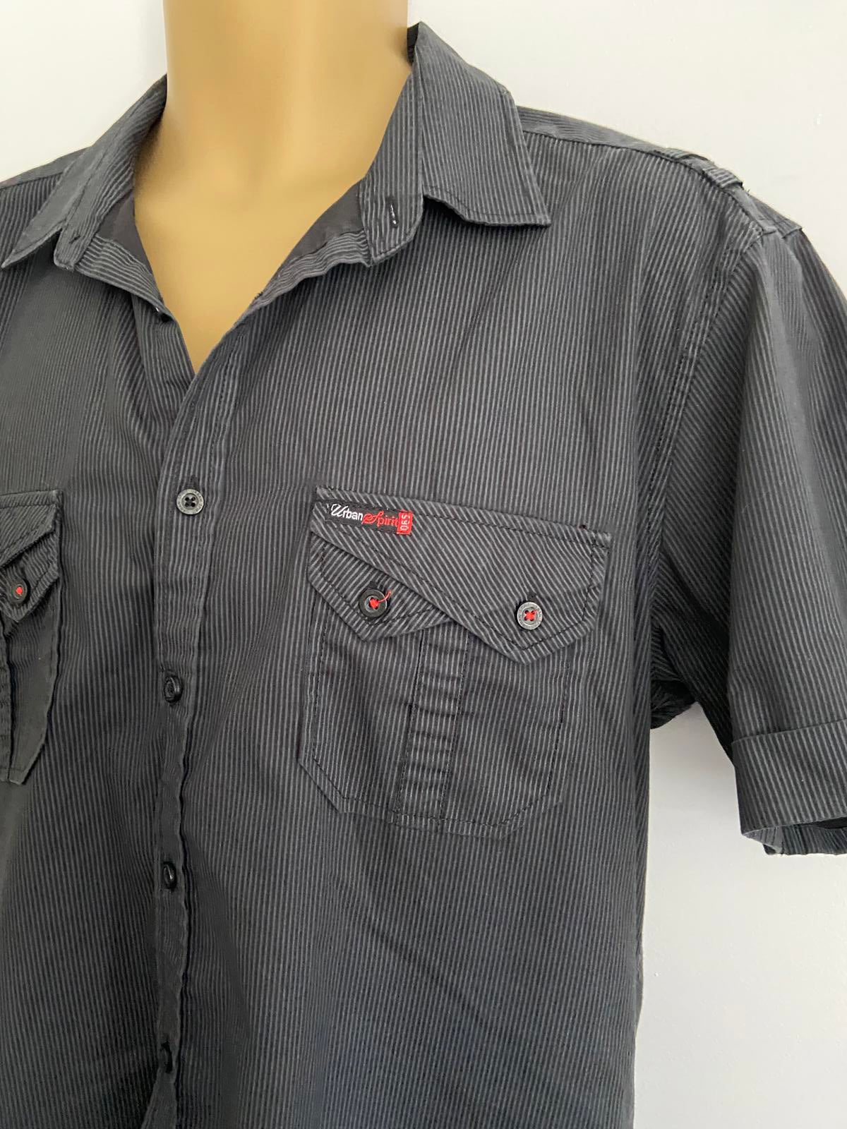 Urban Spirit Men's Black Pinstripe Shirt - Short Sleeve, Double Pockets, Large