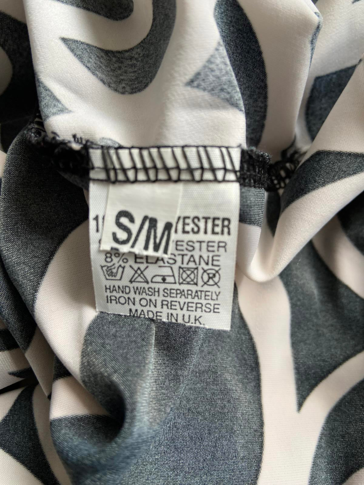 Kiah Size S/M Black & White Geometric Circular Print Dress Sheer Sleeves