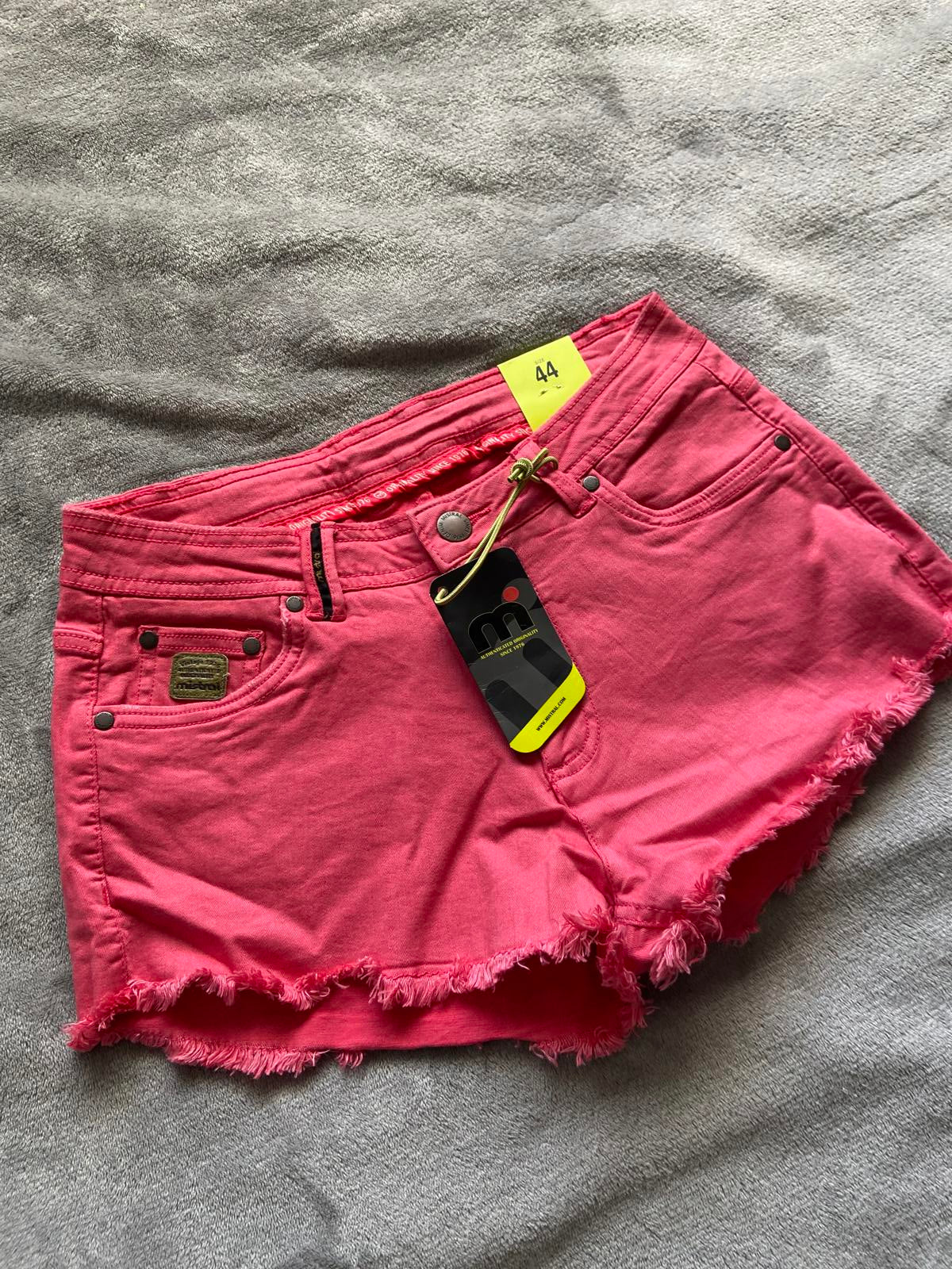 Mistral Size 44 size 16 UK Ladies Pink Denim Hot Pants Shorts New