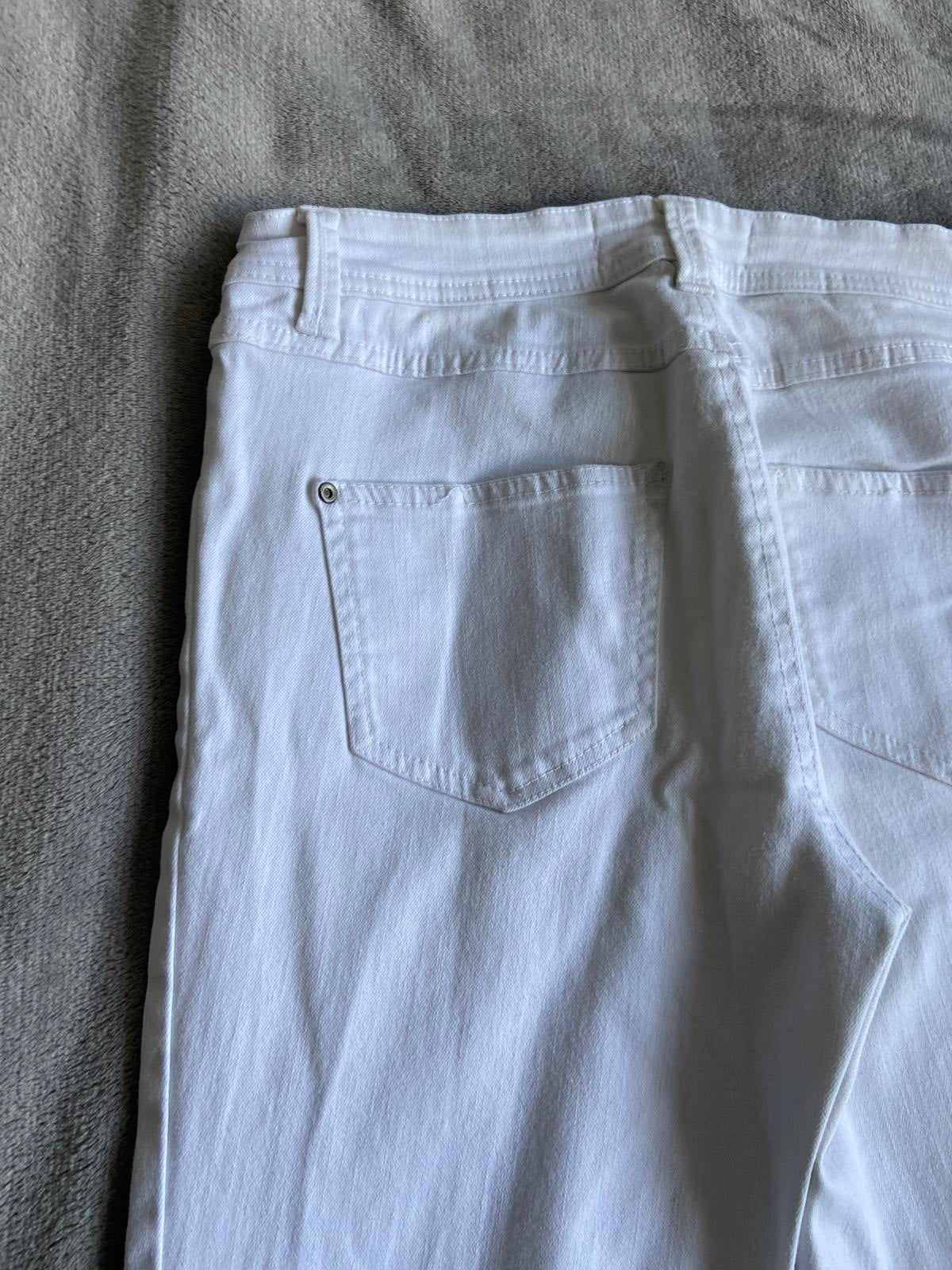 New Look White Skinny Jeans Size 12 Distressed Ripped Knee Denim