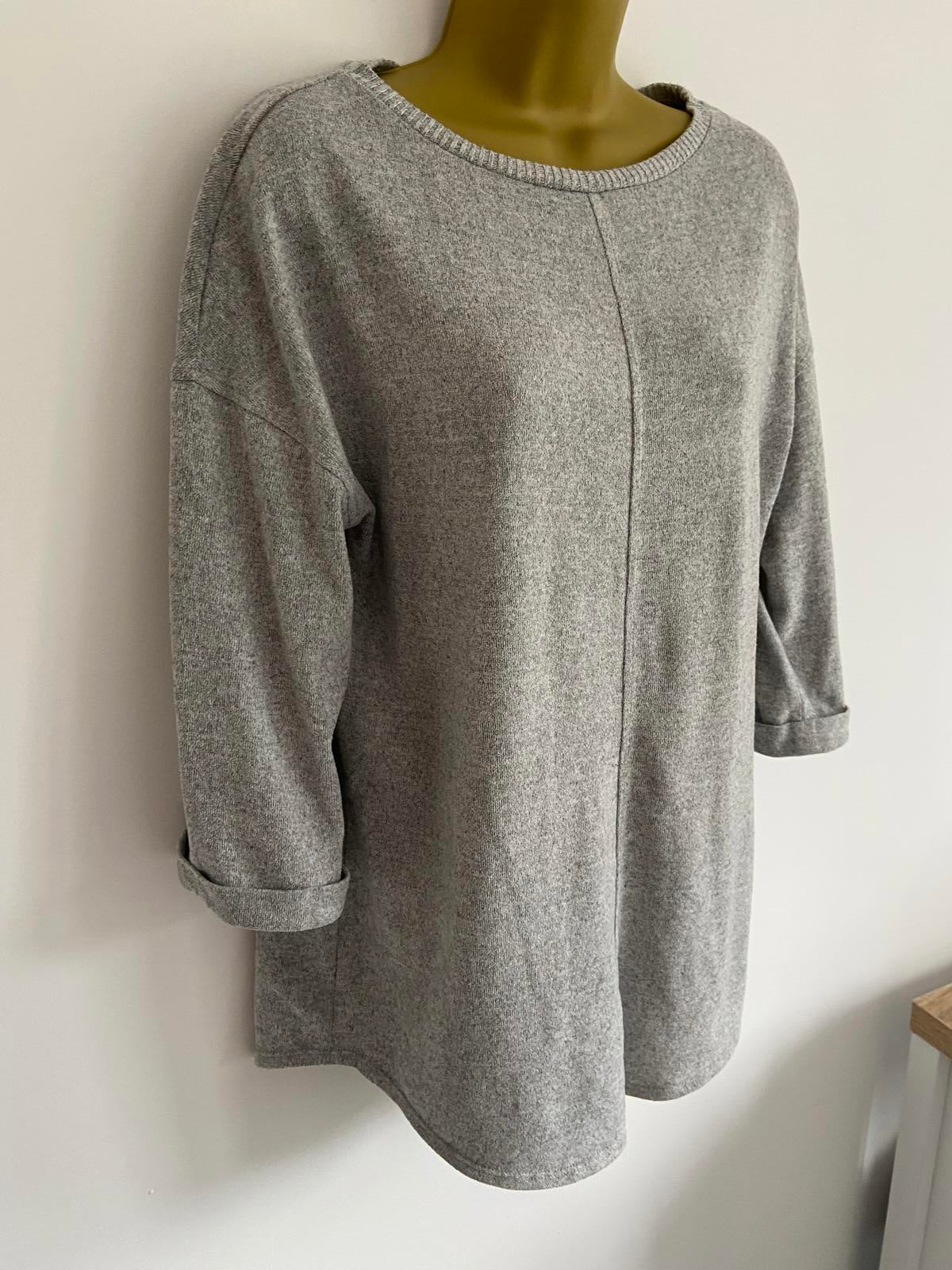F&F UK 10 Light Grey Jumper