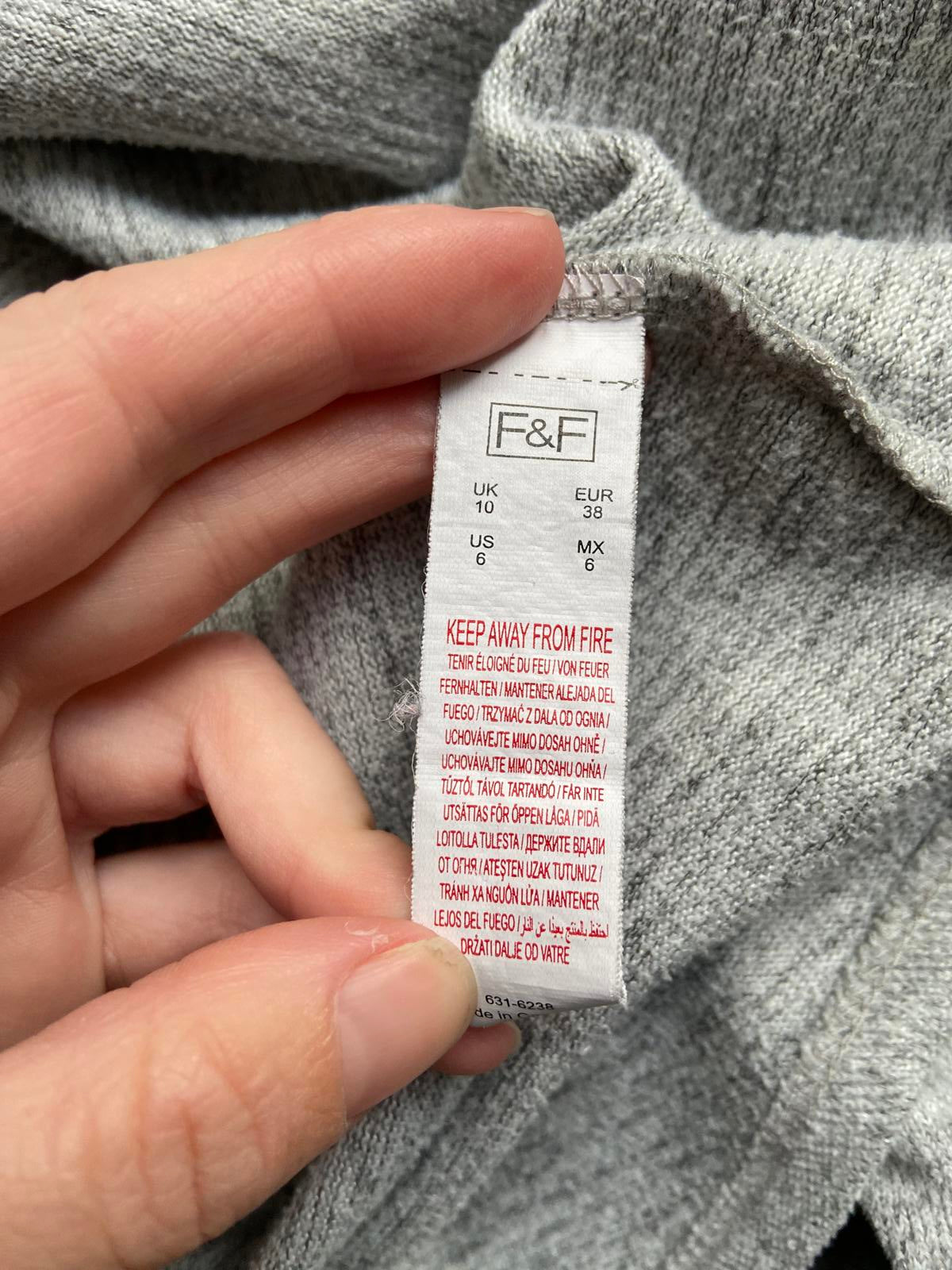 F&F UK 10 Light Grey Jumper
