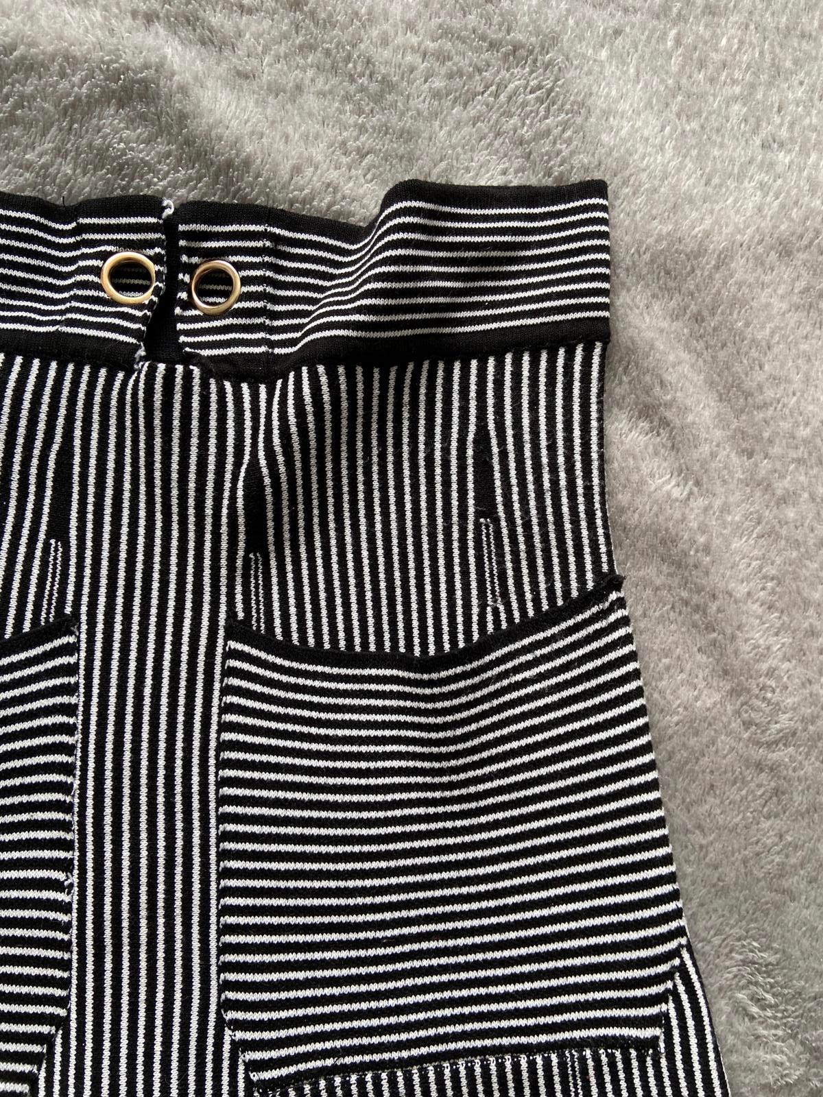 LUC-CE Size Small Black & White Striped Elasticated Mini Skirt with Pockets