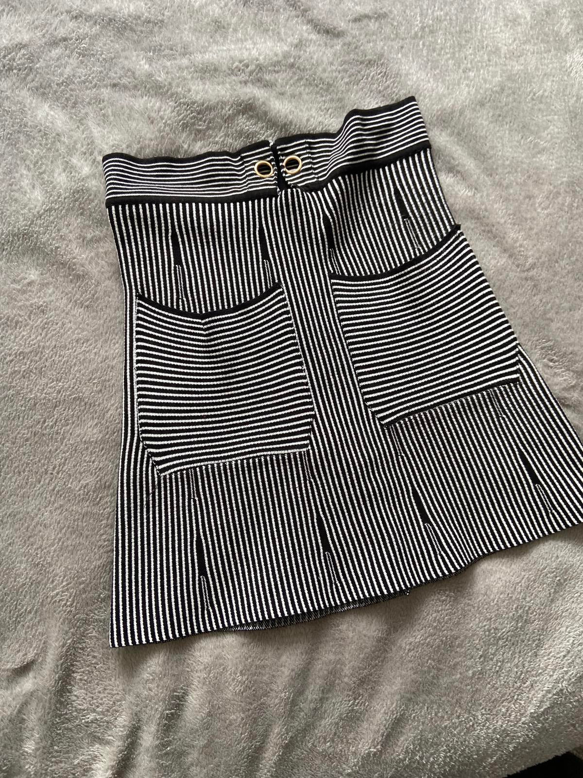 LUC-CE Size Small Black & White Striped Elasticated Mini Skirt with Pockets