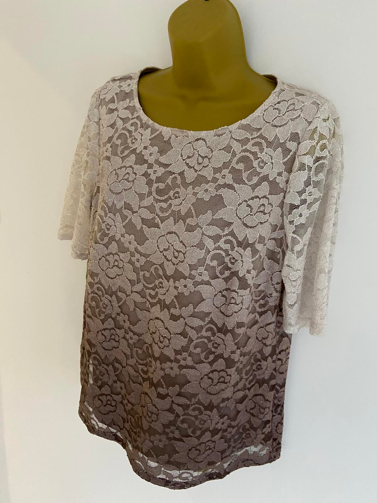 Ladies Ombré Floral Lace Top - Glitter Sparkle Finish, Size 16