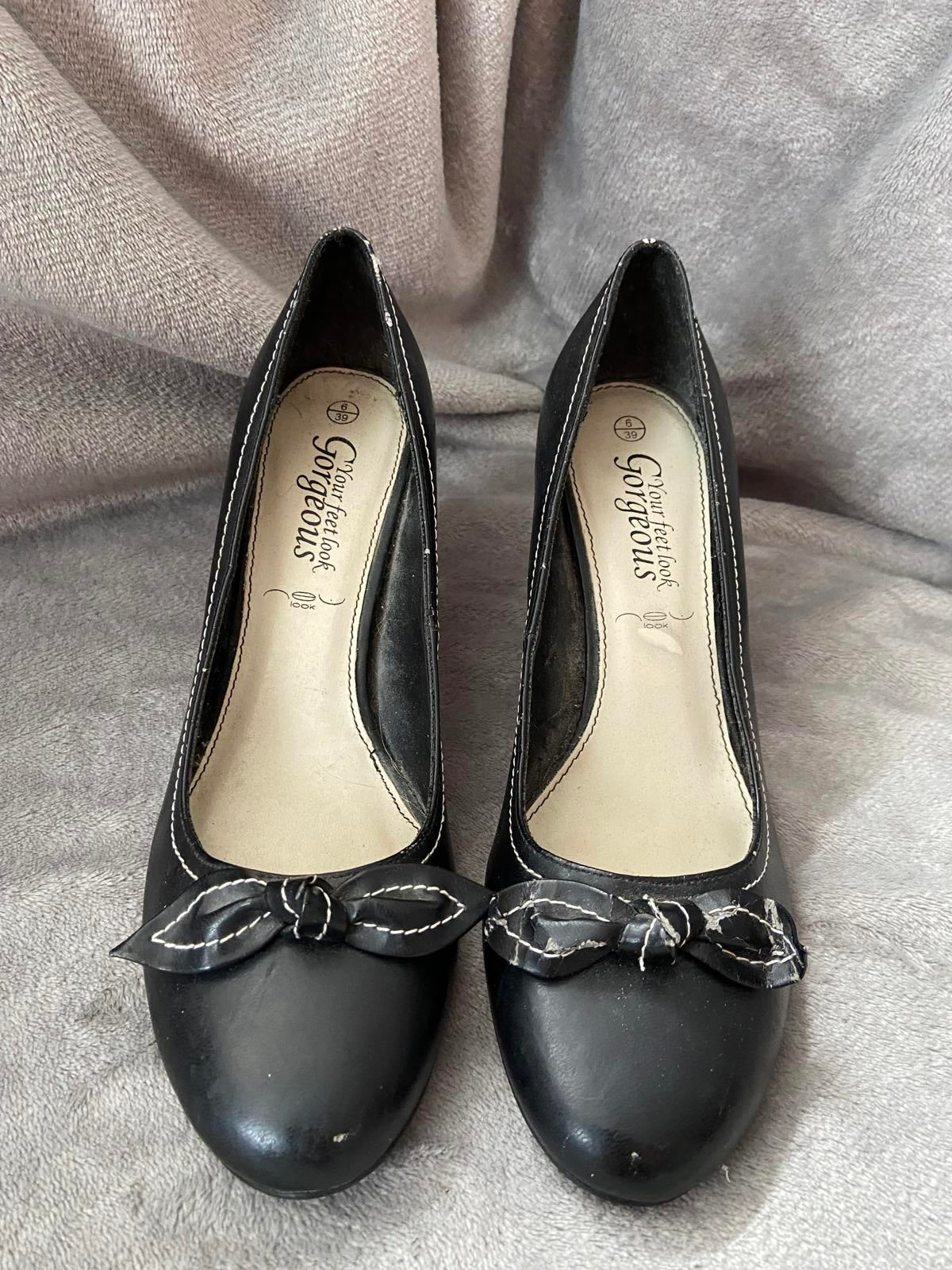New Look Size 6 Black Heels White Contrast Stitching Bow Detail 9cm Heel