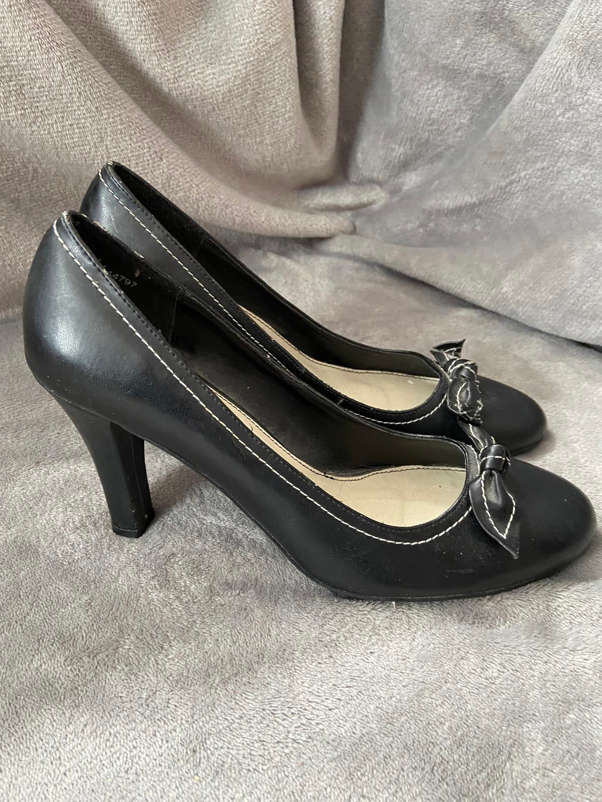 New Look Size 6 Black Heels White Contrast Stitching Bow Detail 9cm Heel