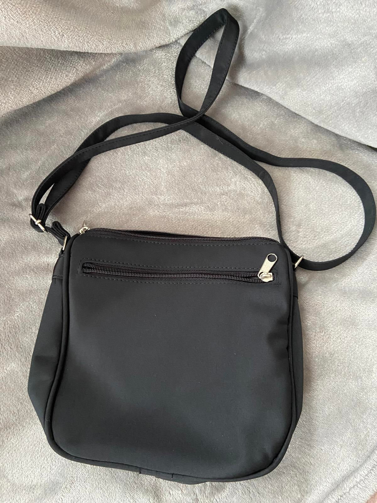 Italia Black Multi-Compartment Crossbody Handbag Excellent Condition