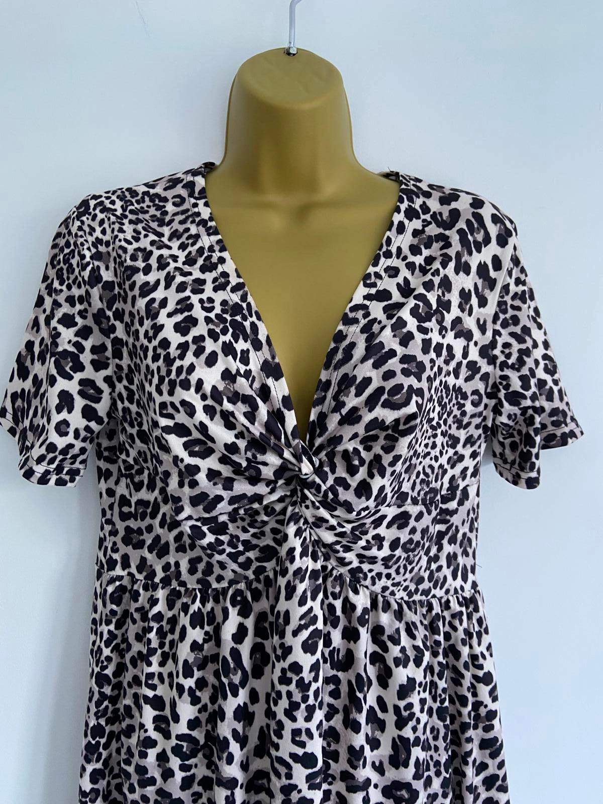 Ladies Leopard Print Twist-Front Tea Dress - Animal Print, Stretchy, Size Large