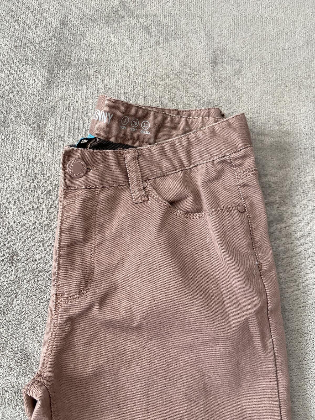 Denim & Co. Brown/Plum Slim-Fit Jeans Women’s Size 8 Excellent Condition