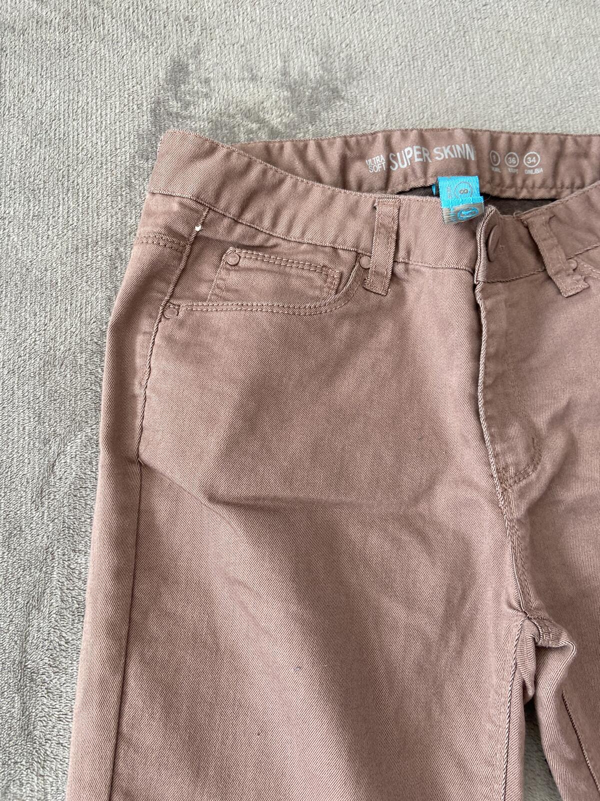 Denim & Co. Brown/Plum Slim-Fit Jeans Women’s Size 8 Excellent Condition