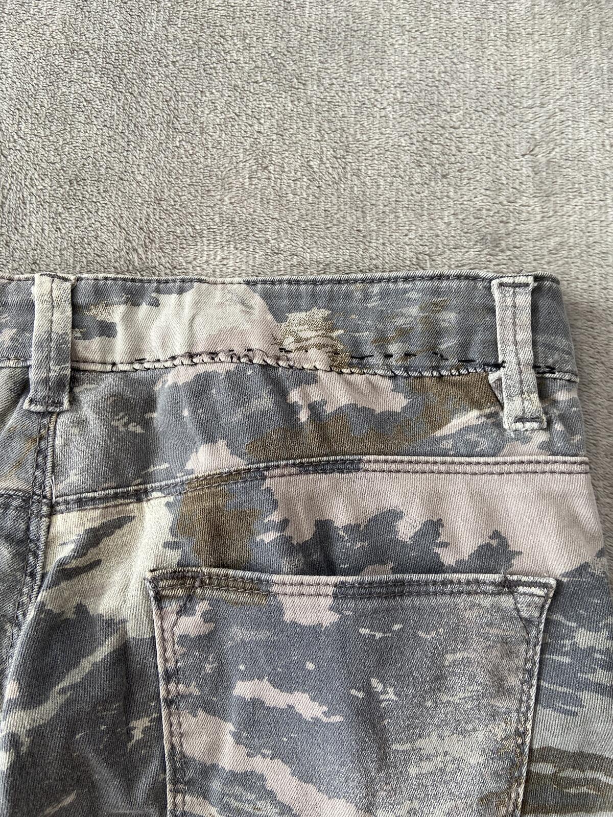 ASOS Camo Print Slim-Fit Trousers Size 6 Grey Green Dusty Pink Jeans